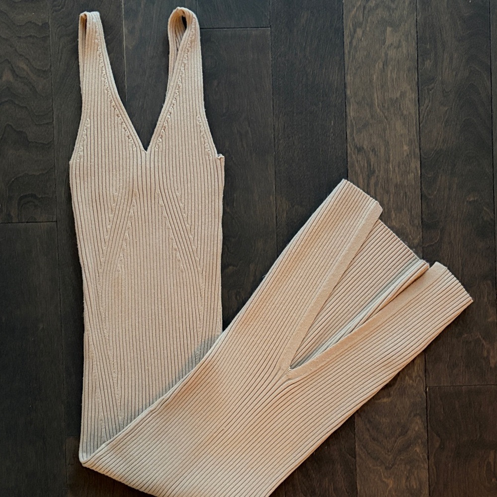 Elegant Cream Ribbed midi dress